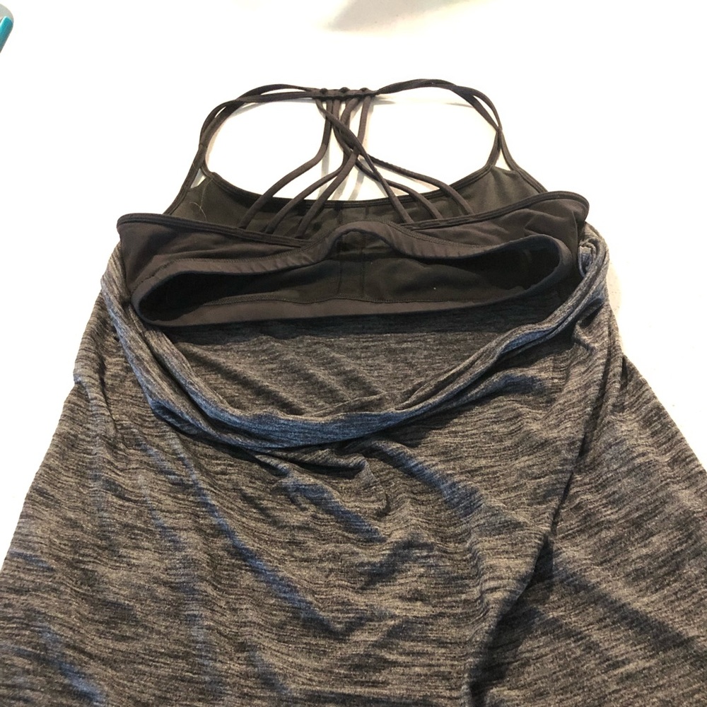 Lululemon Open Back Tank Sz 8 - Picture 2 of 3